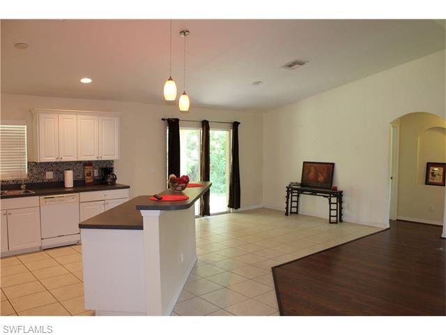 3713 41st ST SW, Lehigh Acres, FL 33976