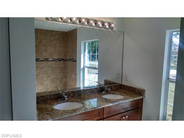 2605 24th ST SW, Lehigh Acres, FL 33976