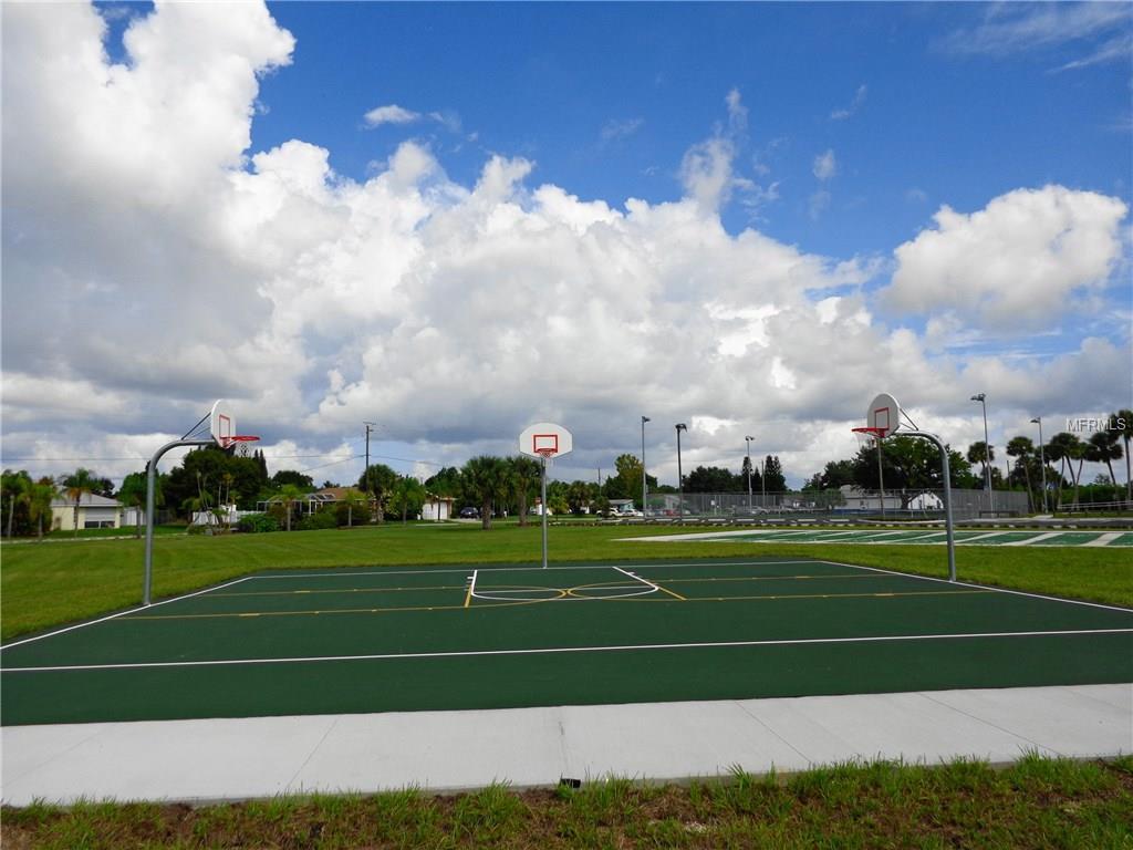 2501 Harbour Dr, Punta Gorda, FL 33983