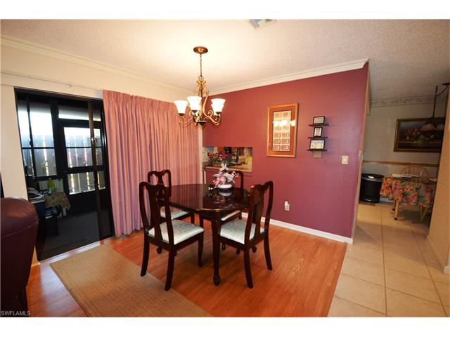 621 SE 12th AVE, Cape Coral, FL 33990