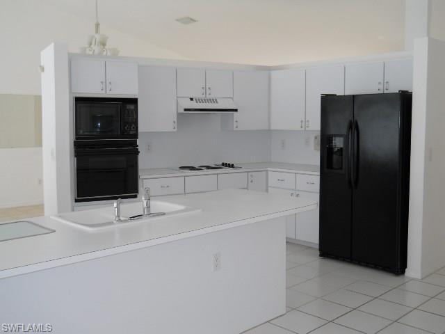 2110 SE 14th TER, Cape Coral, FL 33990