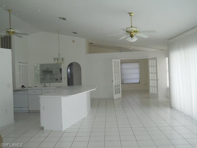2110 SE 14th TER, Cape Coral, FL 33990