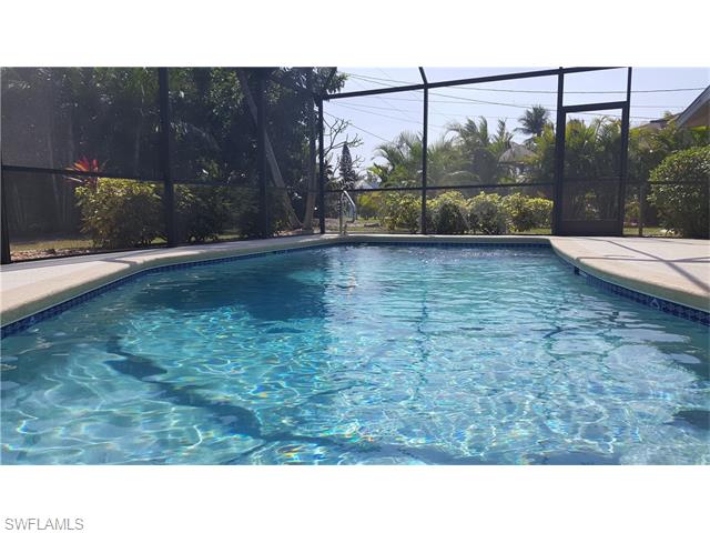 1208 SE 17th ST, Cape Coral, FL 33990