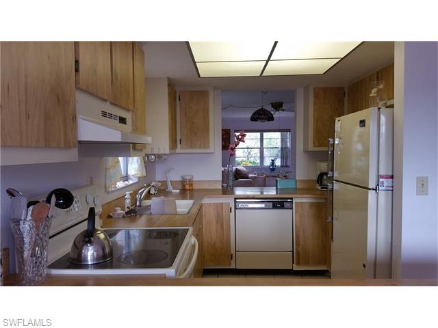 203 SE 15th PL, Cape Coral, FL 33990