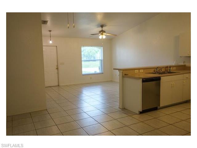 1305 SE 8th AVE, Cape Coral, FL 33990