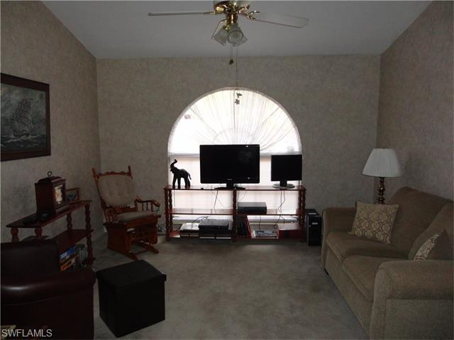 1924 SE 6th LN, Cape Coral, FL 33990