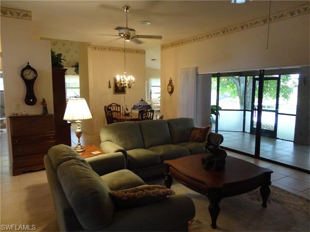 1924 SE 6th LN, Cape Coral, FL 33990