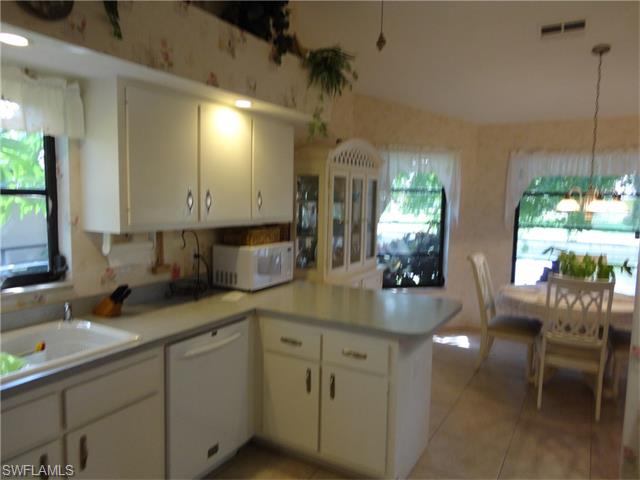 1924 SE 6th LN, Cape Coral, FL 33990