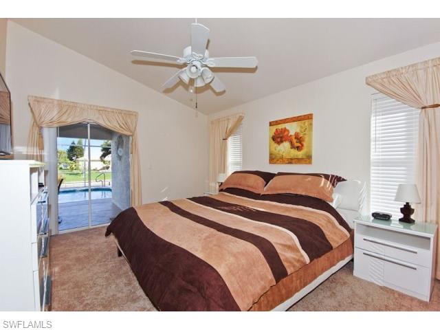 1221 SE 21st LN, Cape Coral, FL 33990