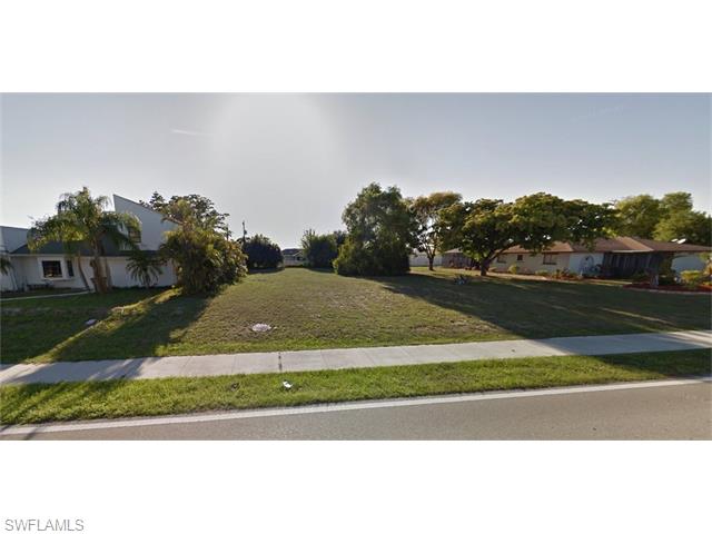 1814 Country Club BLVD, Cape Coral, FL 33990