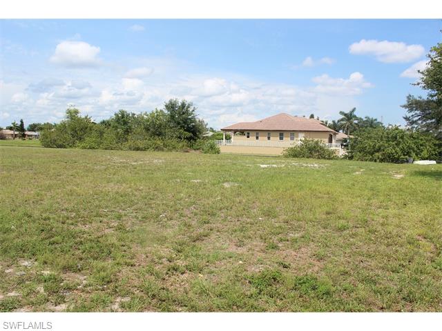 1437 SE 4th PL, Cape Coral, FL 33990