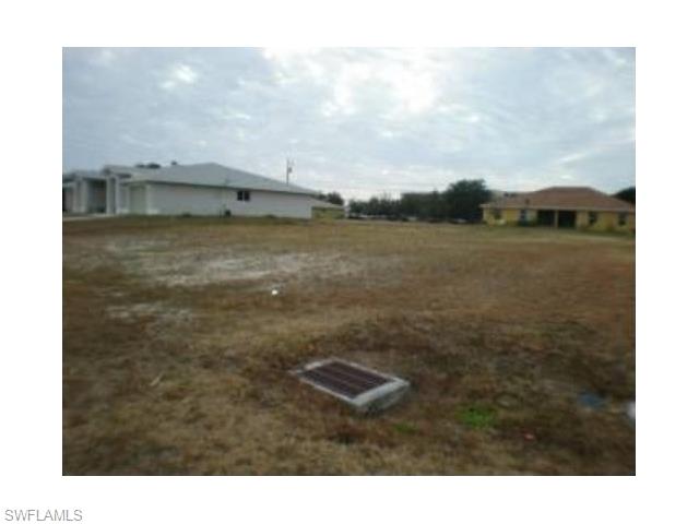 114 SE 12th TER, Cape Coral, FL 33990