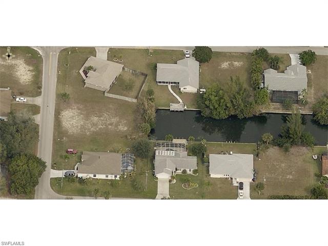 659 SE 16th PL, Cape Coral, FL 33990