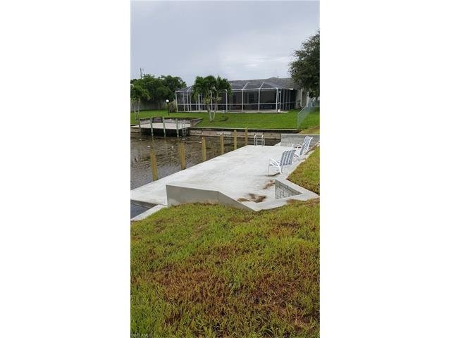 659 SE 16th PL, Cape Coral, FL 33990