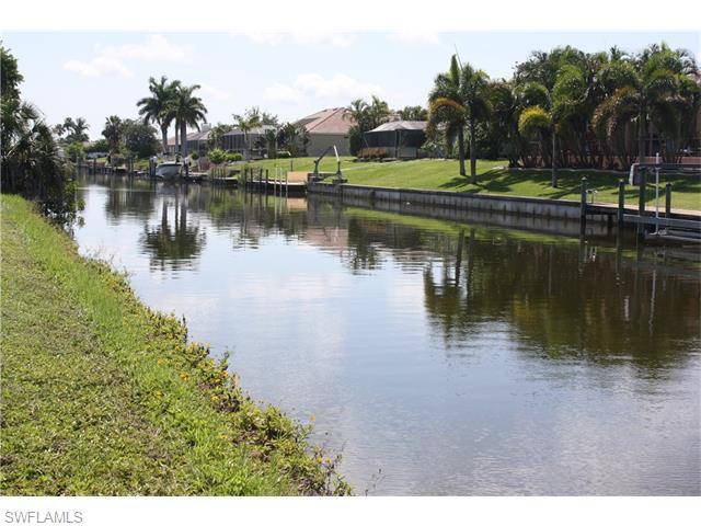 1423 SE 14th ST, Cape Coral, FL 33990