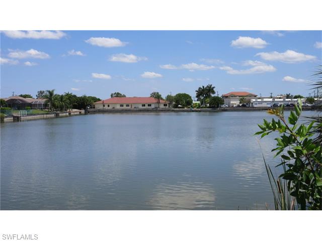 124 SE 15th PL, Cape Coral, FL 33990