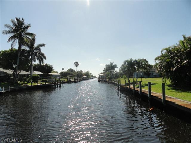 2123 SE 16th ST, Cape Coral, FL 33990
