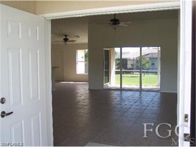 1214 SW 14th ST, Cape Coral, FL 33991