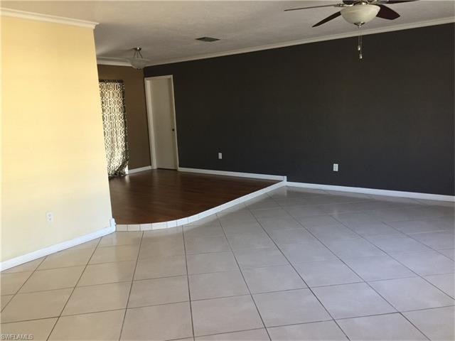 2023 SW 15th AVE, Cape Coral, FL 33991