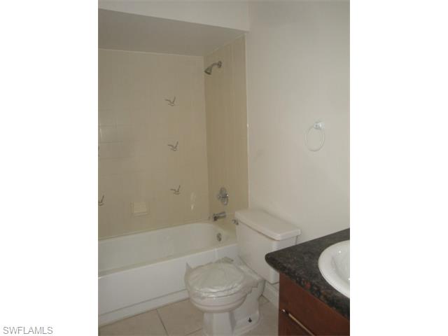2114 SW 7th PL, Cape Coral, FL 33991