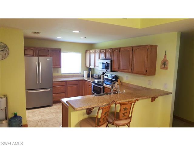 311 SW 26th PL, Cape Coral, FL 33991