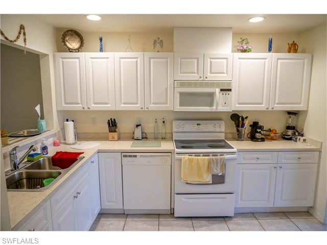 421 SW 4th ST, Cape Coral, FL 33991