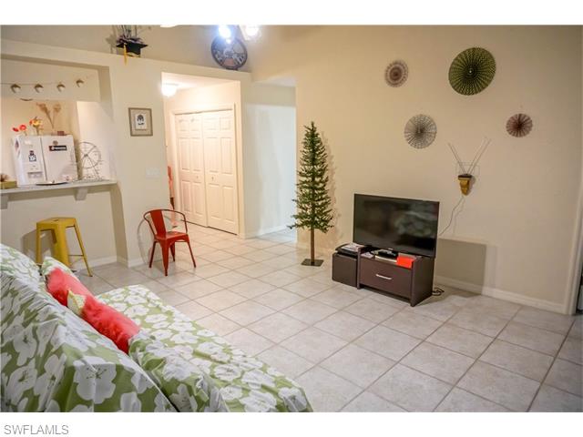 421 SW 4th ST, Cape Coral, FL 33991