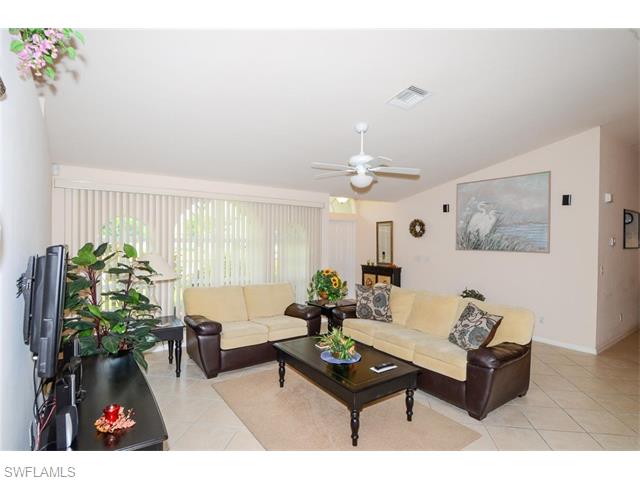 2626 SW 4th TER, Cape Coral, FL 33991
