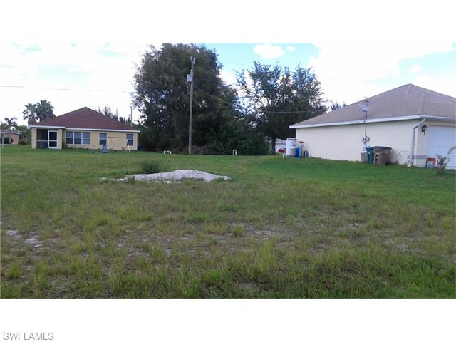 1913 SW 3rd ST, Cape Coral, FL 33991