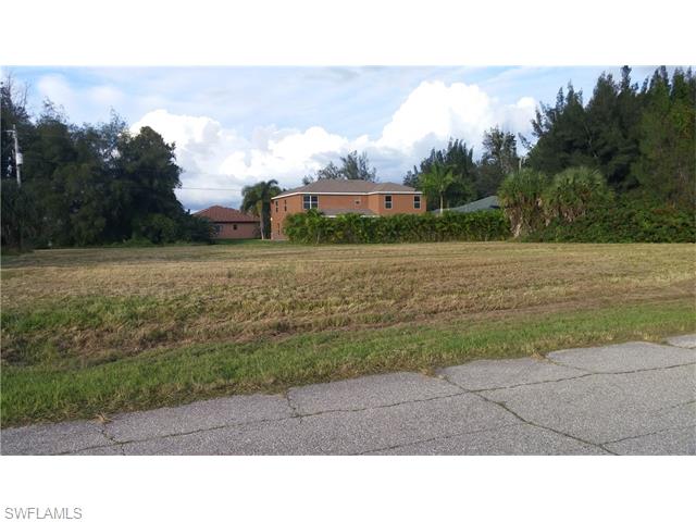 1823 SW 1st ST, Cape Coral, FL 33991