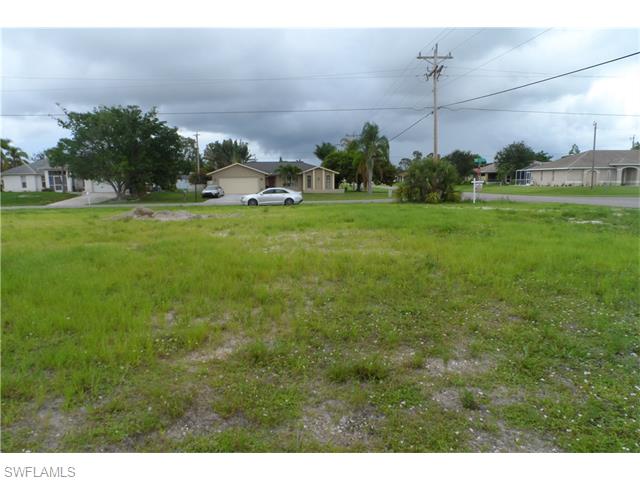 914 SW 11th PL, Cape Coral, FL 33991