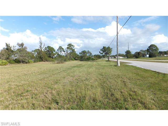 2723 Ceitus PKY, Cape Coral, FL 33991