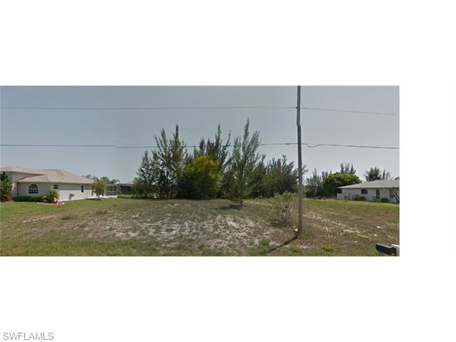 922 SW 23rd ST, Cape Coral, FL 33991