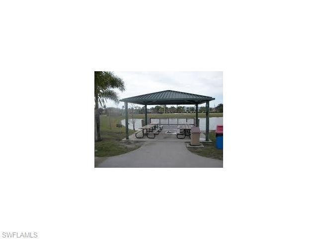3437 SW 2nd LN, Cape Coral, FL 33991
