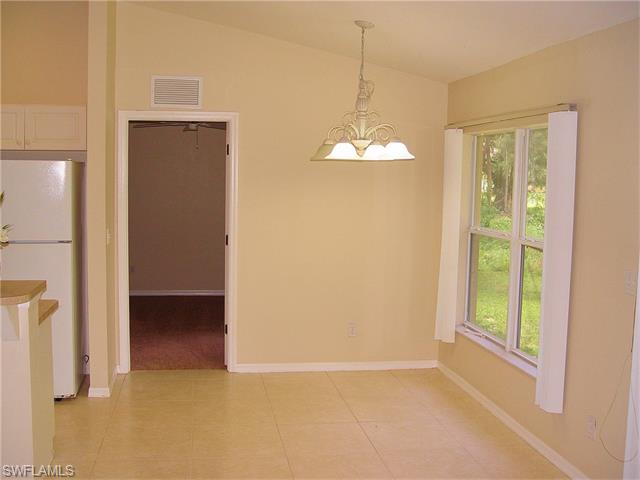 950 SW 15th PL, Cape Coral, FL 33991