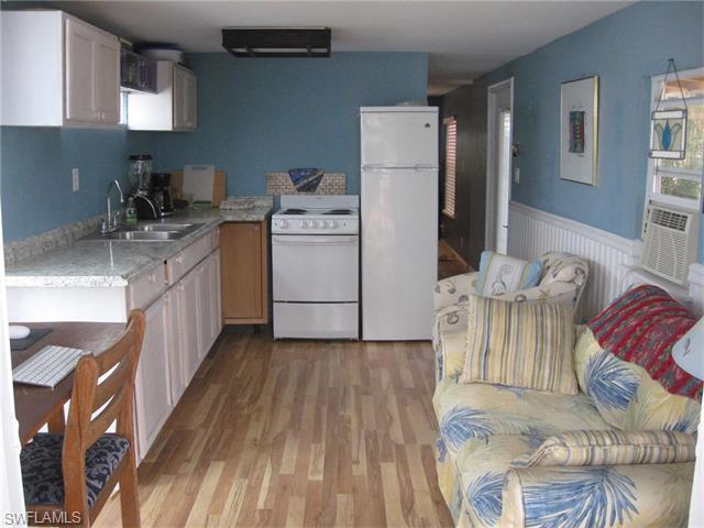 4500 Pine Island RD, Matlacha, FL 33993