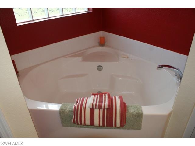 1118 NW 26th AVE, Cape Coral, FL 33993