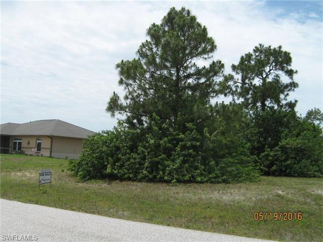 1812 NW 13th TER, Cape Coral, FL 33993