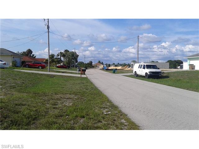 2612 NW 2nd PL, Cape Coral, FL 33993