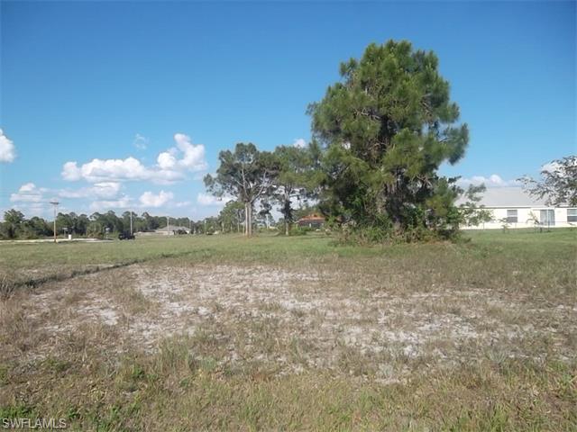 2841 NW 27th AVE, Cape Coral, FL 33993