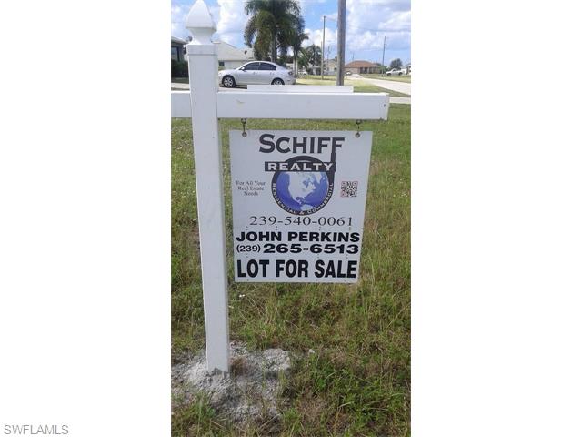 1709 NW 12th AVE, Cape Coral, FL 33993