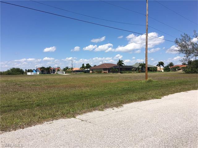 3322 NW 1 TER, Cape Coral, FL 33993