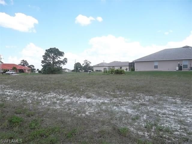2510 NW 27th TER, Cape Coral, FL 33993