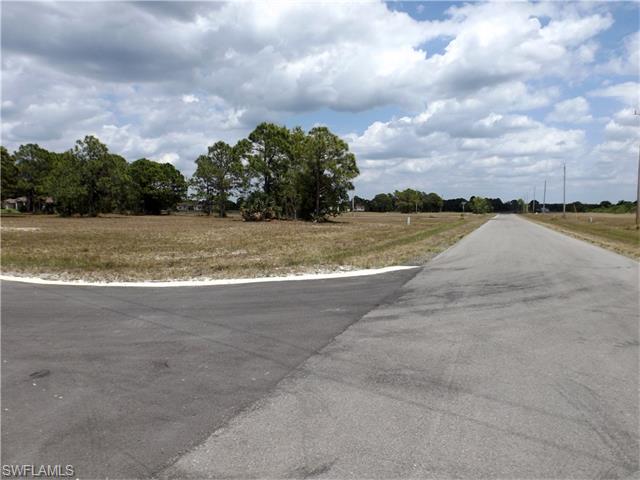 4700 NW 40th AVE, Cape Coral, FL 33993