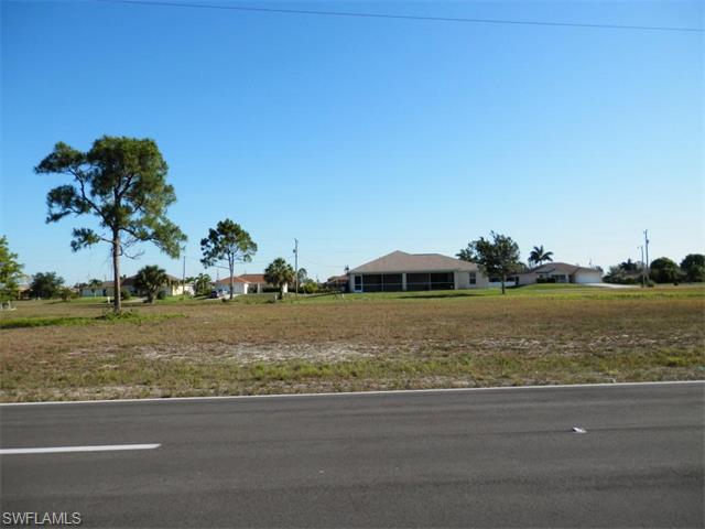 2231 Kismet PKY W, Cape Coral, FL 33993