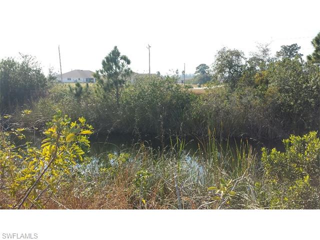 2004 NW 17th AVE, Cape Coral, FL 33993