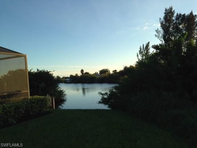 3604 Yucatan PKY, Cape Coral, FL 33993