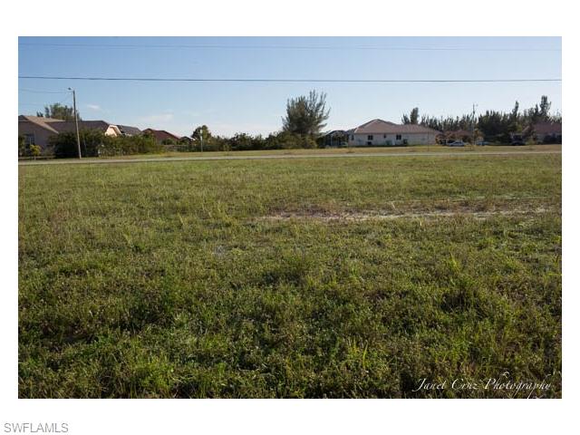 3807 Tropicana PKY W, Cape Coral, FL 33993