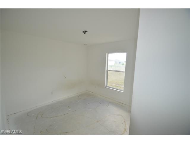 2410 Santa Barbara BLVD N, Cape Coral, FL 33993
