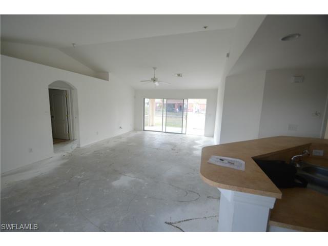 2410 Santa Barbara BLVD N, Cape Coral, FL 33993
